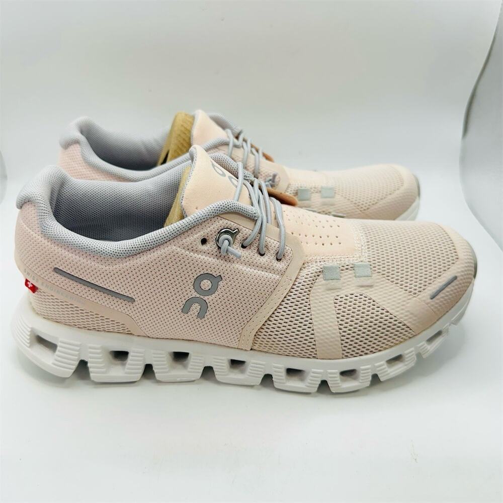 On Running Cloud 5 Shell/White Sneakers | Women’s Size 6 US | New Damaged Box - Picture 2 of 9
